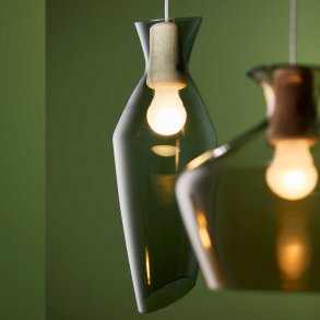Ny lampe over stuebordet? Stort utvalg av flotte lamper her Ny lampe over stuebordet? Stort utvalg av flotte lamper her