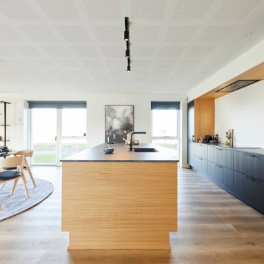 Space Svart/Gull Spotskinne