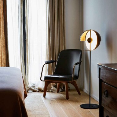 Theia P Gulvlampe